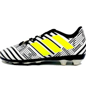 Adidas GS) adidas Nemeziz 17.4 FXG 'Black White Yellow'KID'S size 1 cleats